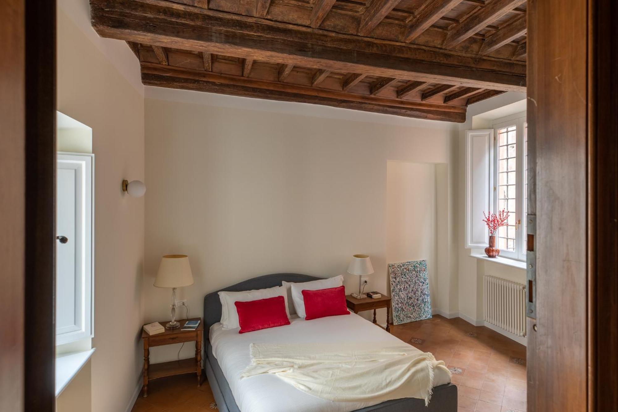 Apartment Iflat The Flowers Of Rome